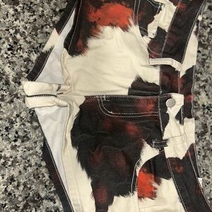 SHEIN Black and Red Patterned Women Shorts